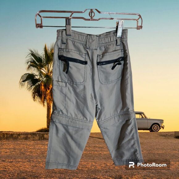 New Legends Pants with Zip off Legs Size 2T - Picture 2 of 2